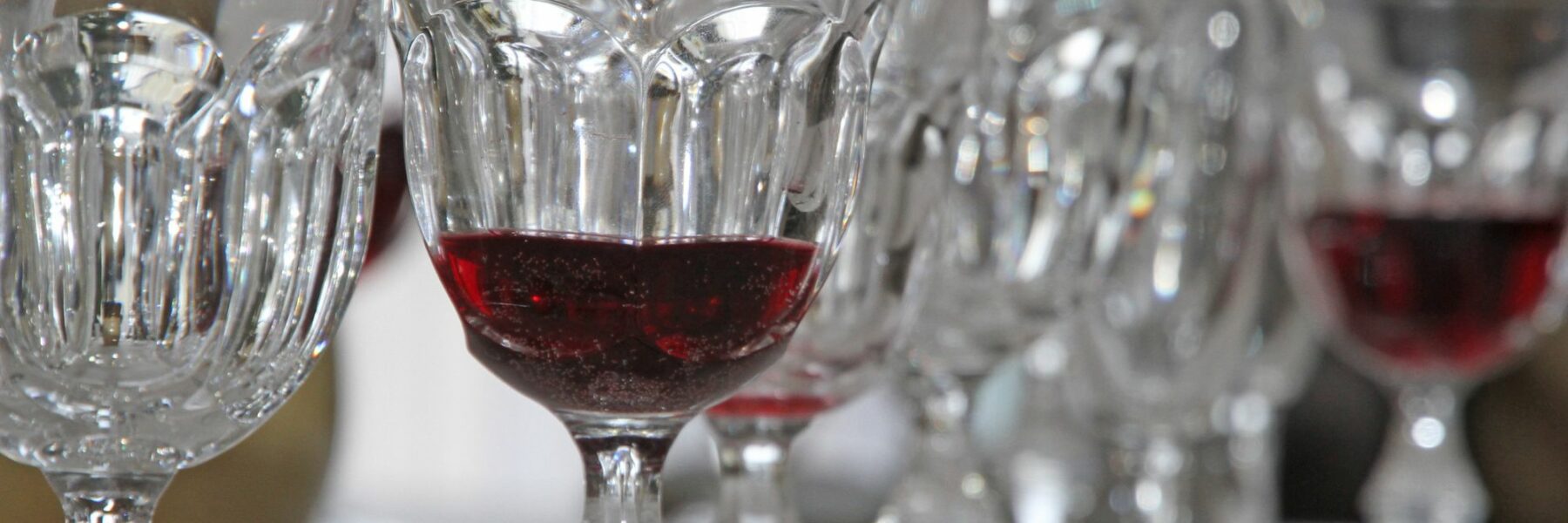 La décoration en cristal de Bohème peut s'appliquer à vos verres !